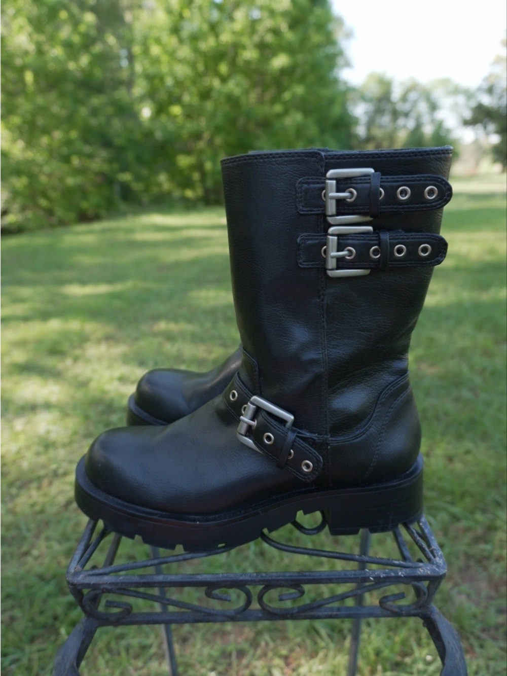 ZARA Women's Black
Leather Biker Motorcycle
Buckle Strap Mid-Calf
Boots EU 37